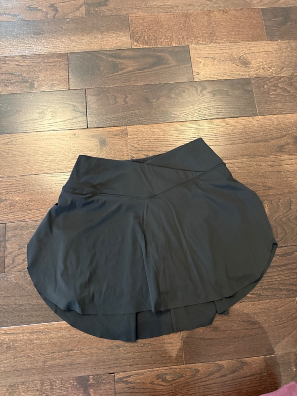 HALARA Black Athletic Skort with Flared Hem - XL